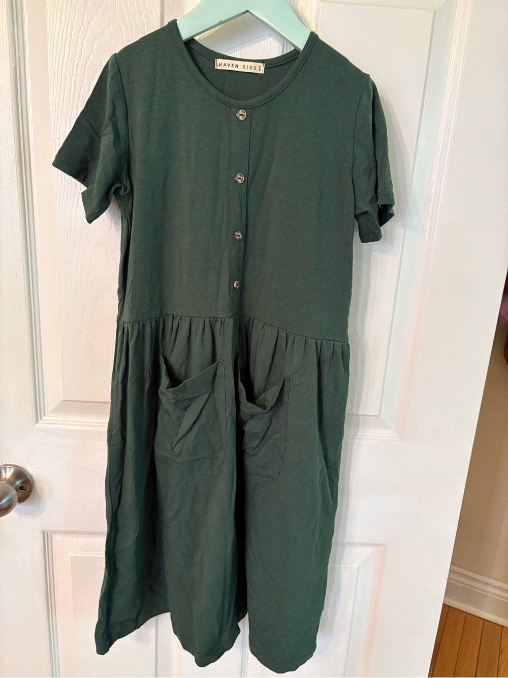 NWOT Haven Kids Girl’s Forest Green Button Front Pocket Dress (10-12)